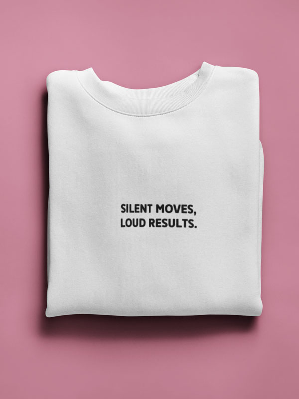 Silent Moves Loud Results inspirirende witte sweater